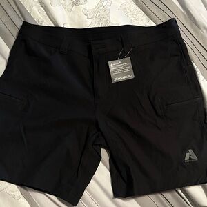 NWT Eddie Bauer WR Guide Short size 12 Black hiking shorts